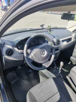  Renault Logan, 2012