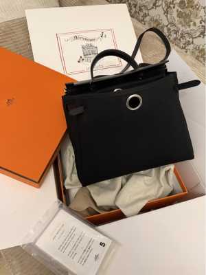����� Hermes Herbag 31