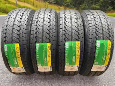 ���� Kapsen DurableMax RS01 215/65 R15C 104T