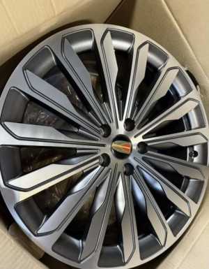 ����� ������������ Hongqi H9 8�20 5/114,3 ��51 D67.1