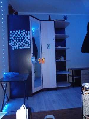 Шкаф угловой