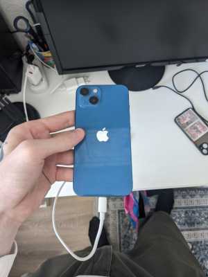 iPhone 13 128GB + Apple Watch