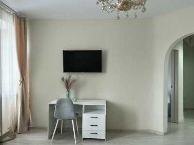 1-� ��������, 42 �2, ��������� ������ 118