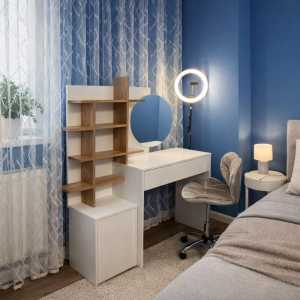 Туалетный столик