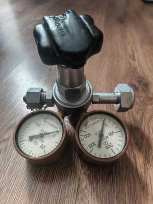 Редуктор водолазный