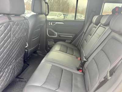������ Jetour T2