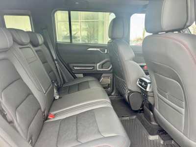 ������ Jetour T2