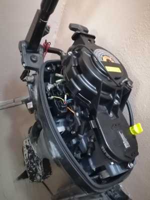 ������ �������� ����� Suzuki DF15