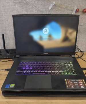 Katana 17 HX B14 WGK �������