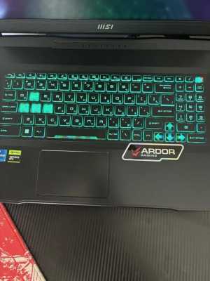 ������� MSI Katana 17B12