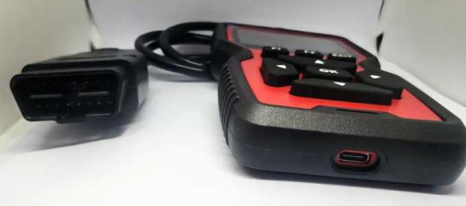 ���������� OBD2 V519 ����������� ������ ����. ����