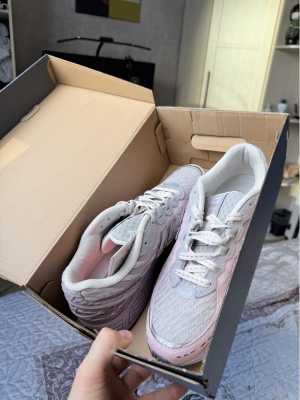 ��������� New Balance 1906W (�������� �� ������)