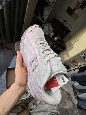 ��������� New Balance 1906W (�������� �� ������)