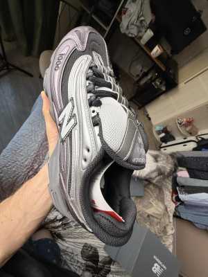 ��������� New Balance 1000 (�������� �� ������ )
