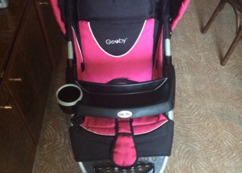 Коляска Geoby