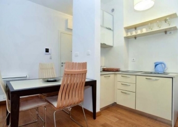 2-к квартира, 40 м2, 4/7 эт.