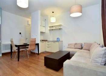 2-к квартира, 40 м2, 4/7 эт.