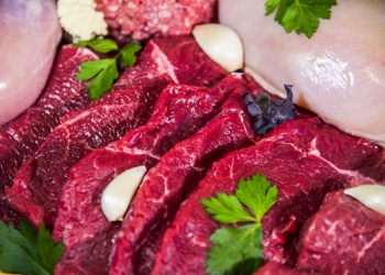 Мясо говядины, Куриное, в ассортименте, доставка от 2 до 19 т., оптом
