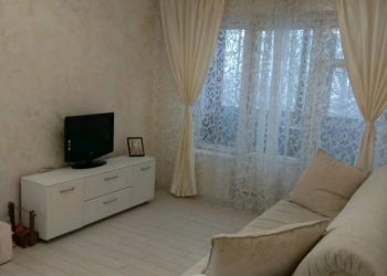 2-к квартира, 42 м2, 5/5 эт.