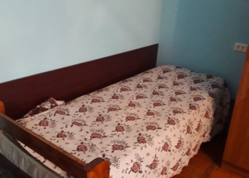 Кровати