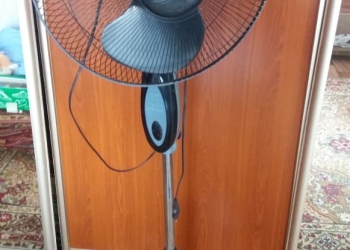 Вентилятор напольный с ПУ