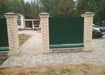 Забор Ярославль. Забор из кирпича, профнастила, комбинированные заборы