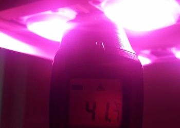 Фитосветильник 200W (2х100W). Полный спектр. Для растений.