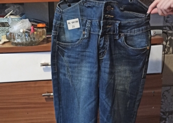 Новые джинсы