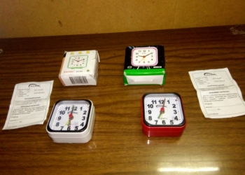 Будильник новый на батарейке