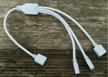 RGB разветвлитель на 3 RGB 4 Pin для светодиодной ленты