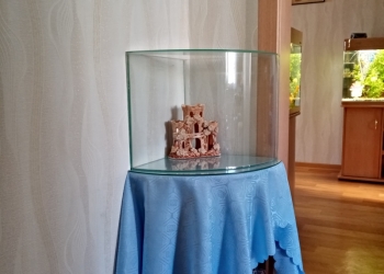 Аквариум угловой, с тумбой