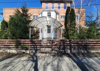 Продам Танхаус 501.2 кв. м.