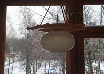 Лампа на потолок