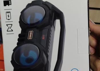 Портативная колонка