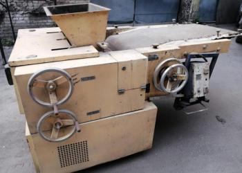 Формовочная машина для печенья