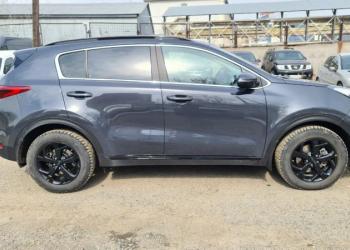 Kia Sportage 2.0 AT 150�.�. ������������ Luxe + Black Edition