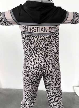   Christian dior