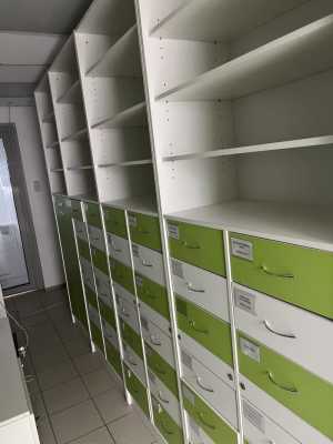 Аптечная мебель холодильники 3 кондиционер мебель состояние нового