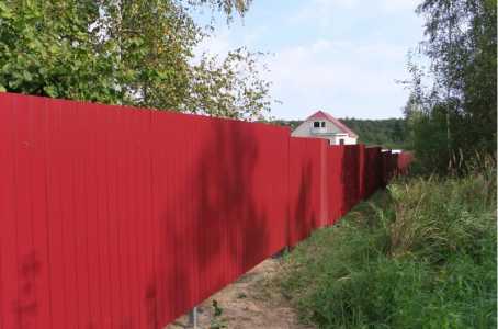 Монтаж заборов любой сложности из различных материалов.