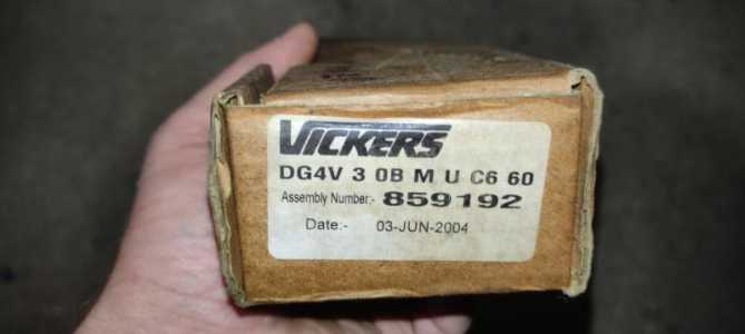  Vickers DG4V  220 