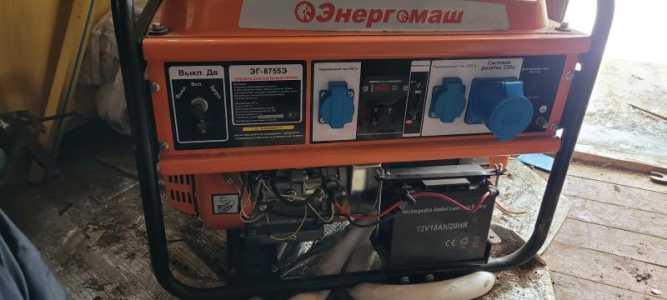 Продаю бензиновый электрогенератор