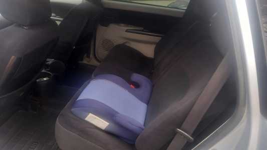 Mitsubishi,  GRANDIS