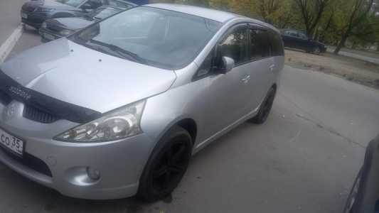 Mitsubishi,  GRANDIS