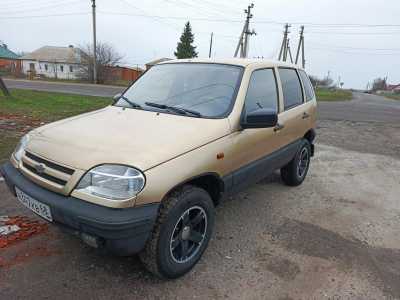 Chevrolet Niva, 2005