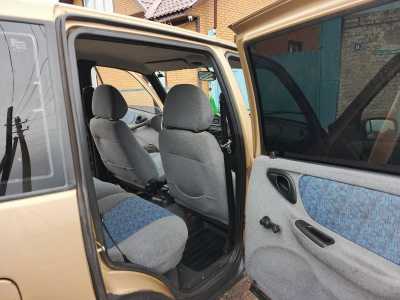 Chevrolet Niva, 2005
