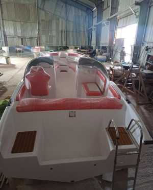 Лодка Максимус-750, новая, в наличии, пластиковая