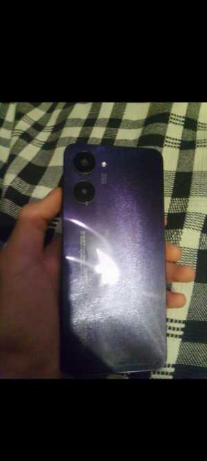 Телефон реалии 10 8/256