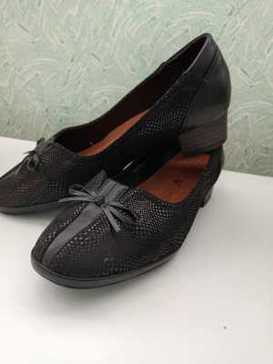 Женские туфли