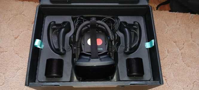 Система виртуальной реальности Шлем Valve Index VR Full Kit