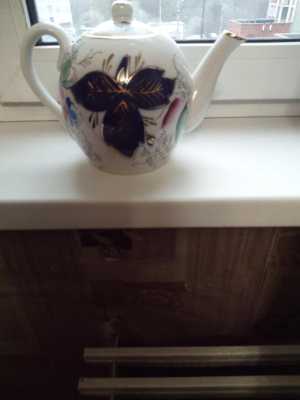 Чайник фарфоровый